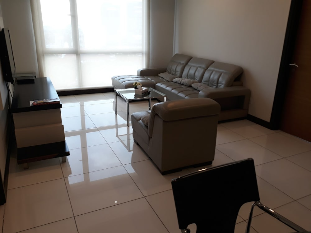 Oris Casa Resident