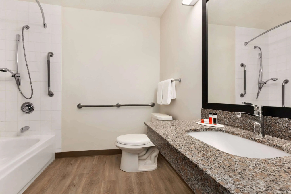Super 8 by Wyndham Calgary Shawnessy Area