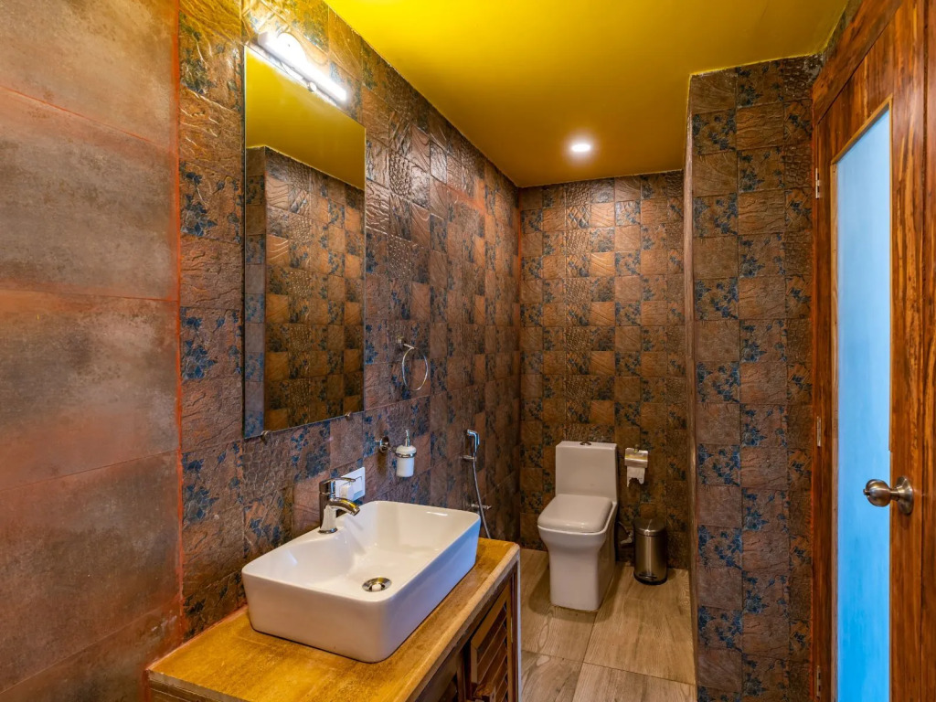 The Hosteller Goa, Arpora