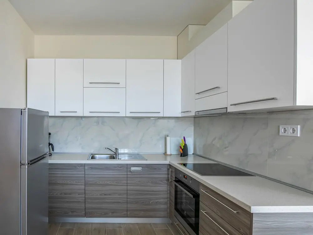 New Modern Apartment With Private Terrace Near the Beach