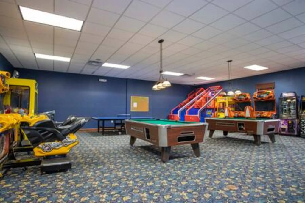 Gorgeous 6 bedroom w/pool Paradise Palms, Kissimmee