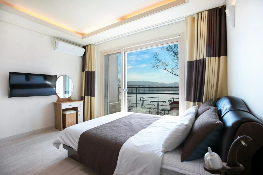 Nami Island Rivermoon Pension