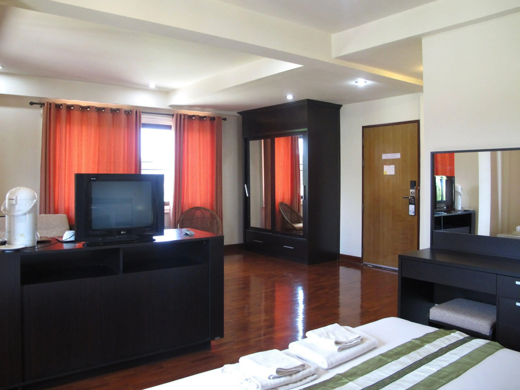 The Palm Garden Hotel