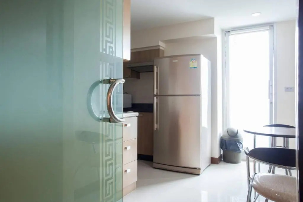 7C - 2 Bedroom Downtown Apartment With Shared Pool
