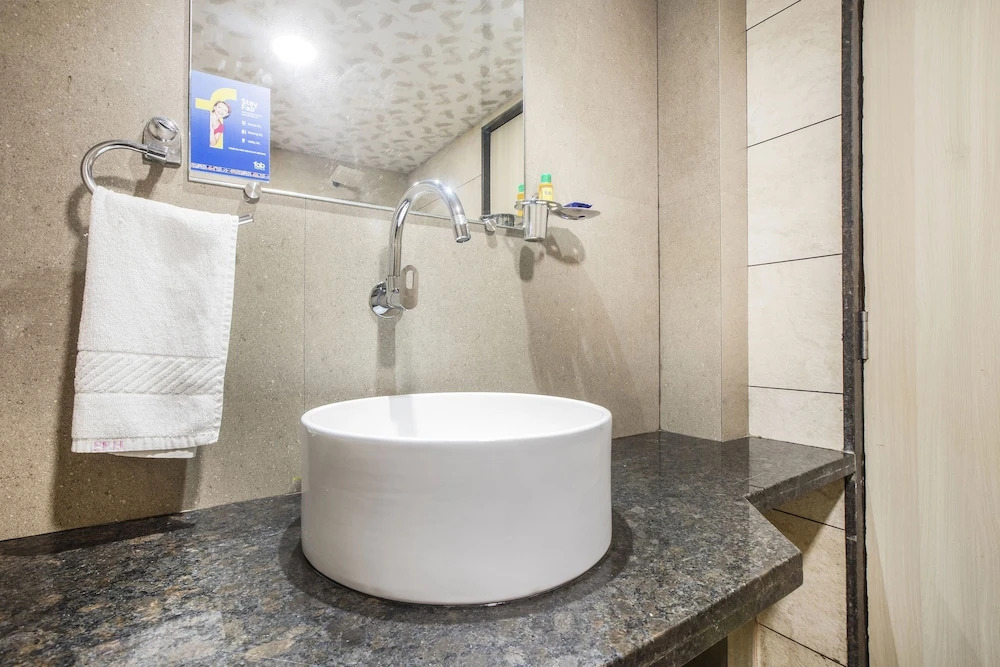 FabHotel Pranava Navi Mumbai