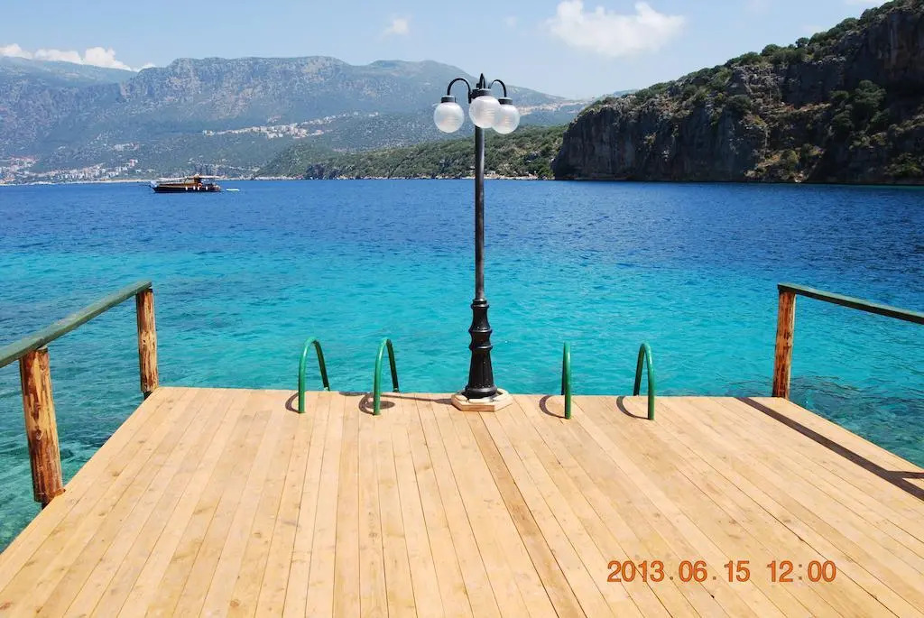 Nuri's Beach Bungalow