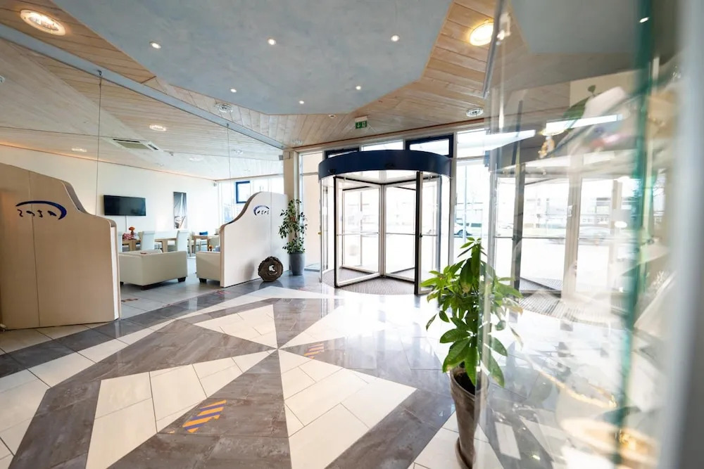 ates Hotel Kehl