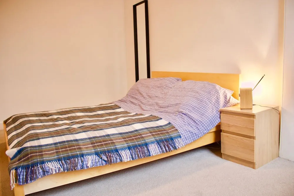 2 Bedroom Seaside Flat