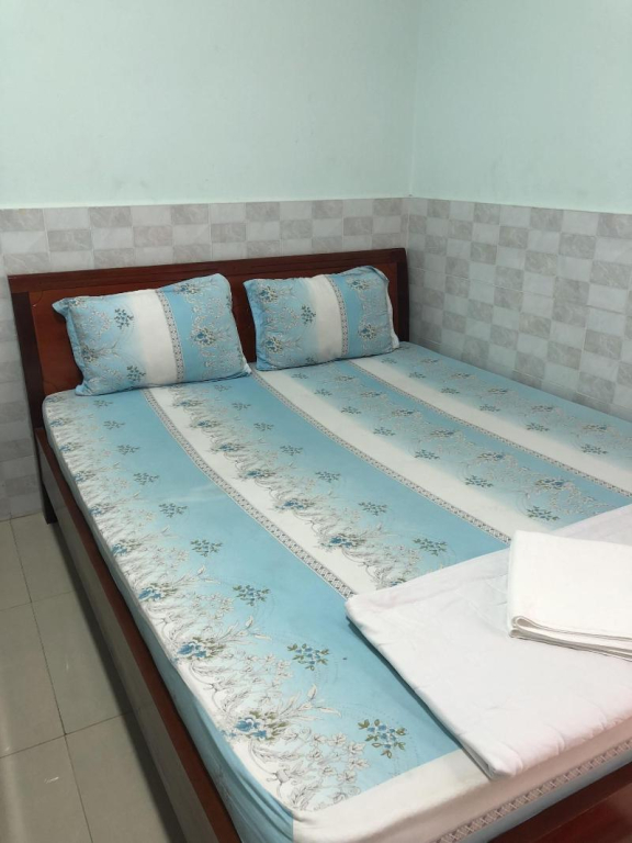 GOLD HOTEL