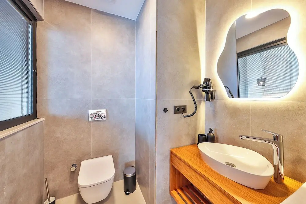 Lyxos Hotel