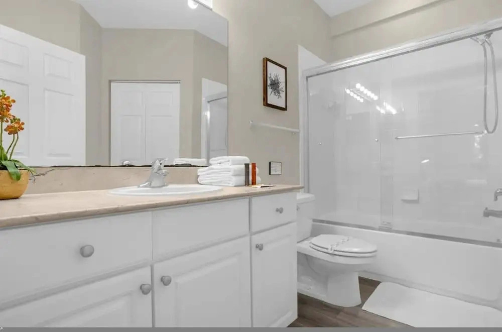 Cozy 4bdr House Gated Community Near Disney - 1105