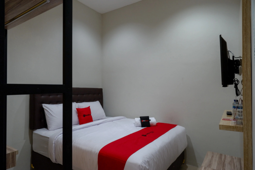 RedDoorz @ Jalan Kartini Semarang