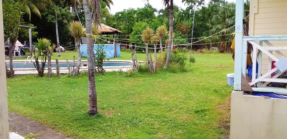 Bungalow With one Bedroom in Capesterre-belle-eau, With Enclosed Garden and Wifi - 2 km From the Beach