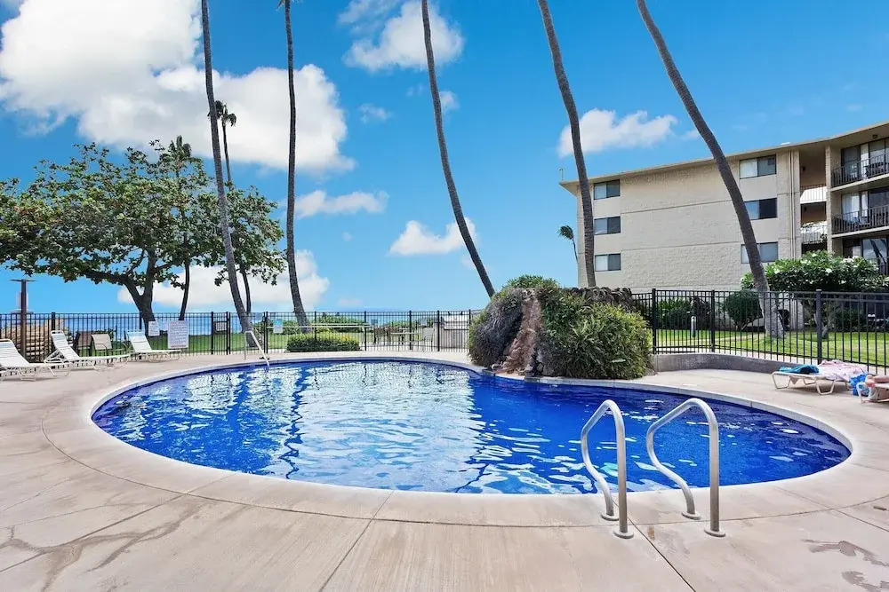 Kanai a Nalu 314 - Modern, Renovated, Oceanfront Condo, Breathtaking Views, AC!