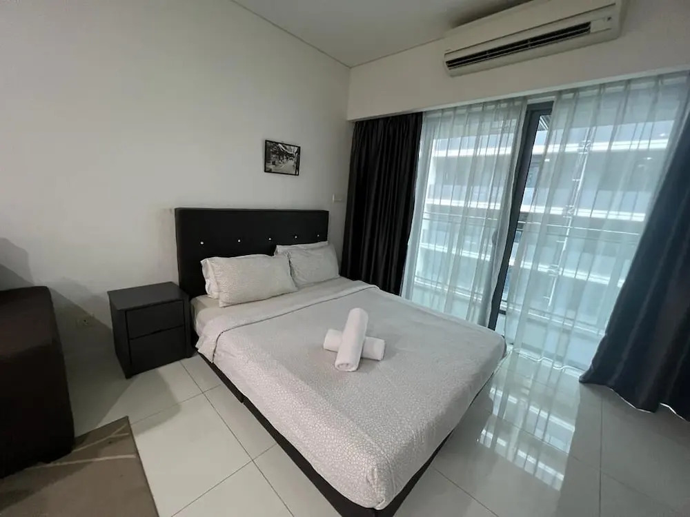 Summer Suites KLCC Apartments by Soulasia