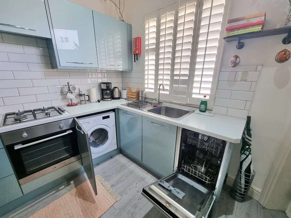 4Bed 3Bath - 8min to London Bridge