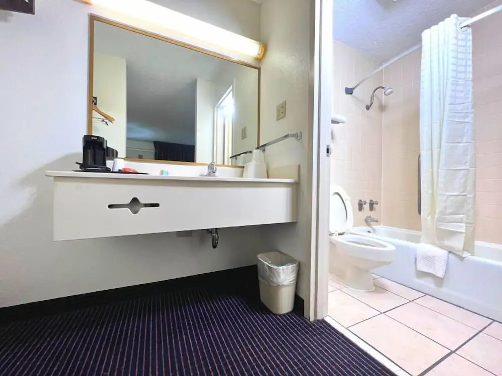 Heritage Inn & Suites by Capital O Baton Rouge I 10