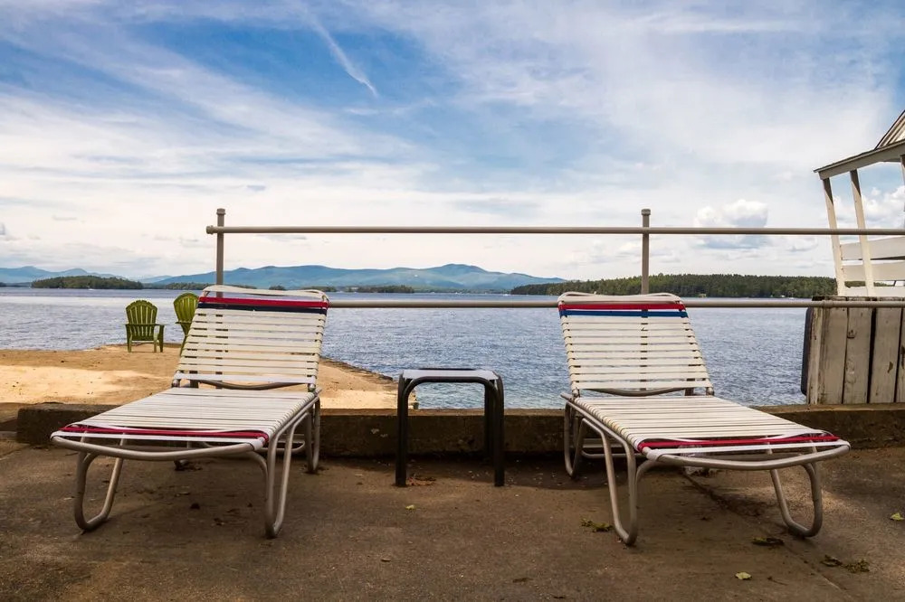 Belknap Point Inn