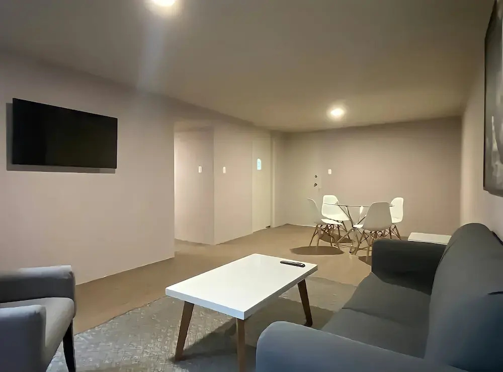 Roma Norte 2BR - Parking, Sleeps 6 -great Wifi