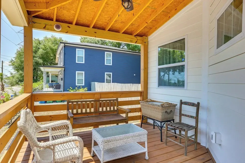 ~ 1 Mi to Dtwn: Wilmington Home w/ Patio!