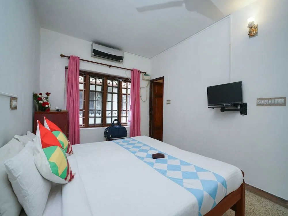 Oyo 18323 Home Splendid Stay Fort Kochi Beach