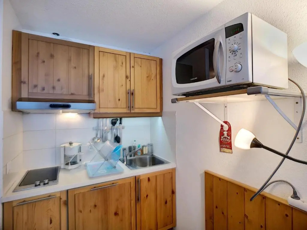 Appartement Les Menuires, 1 pièce, 2 personnes - FR-1-178-337