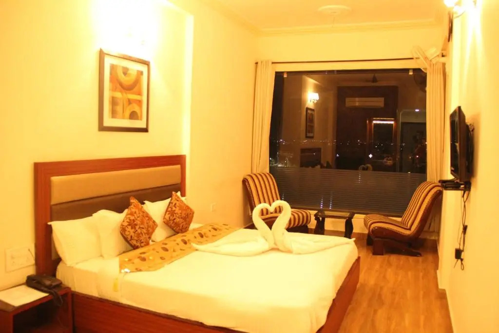 The Majestic Suites