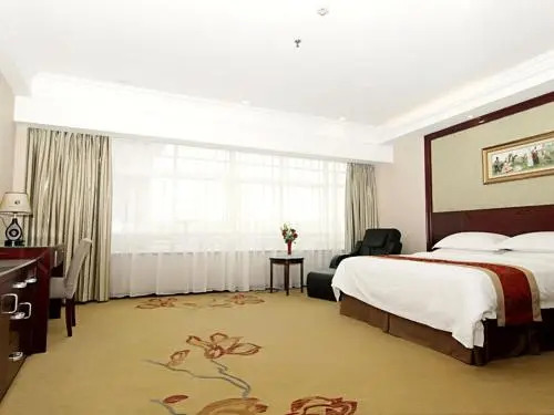Vienna Classic Hotel (Haining Yancang)