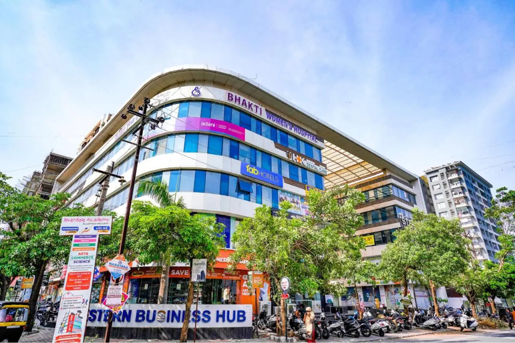 Fabhotel Western Inn