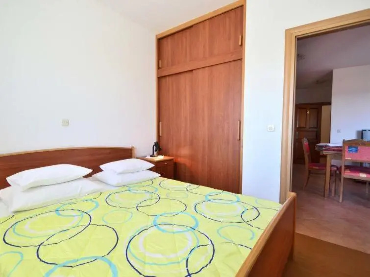Apartments Milin