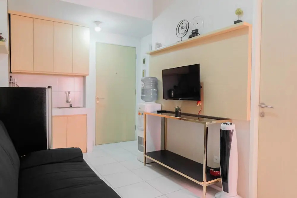 Cozy and Minimalist 2BR Apartment at Ayodhya Residence