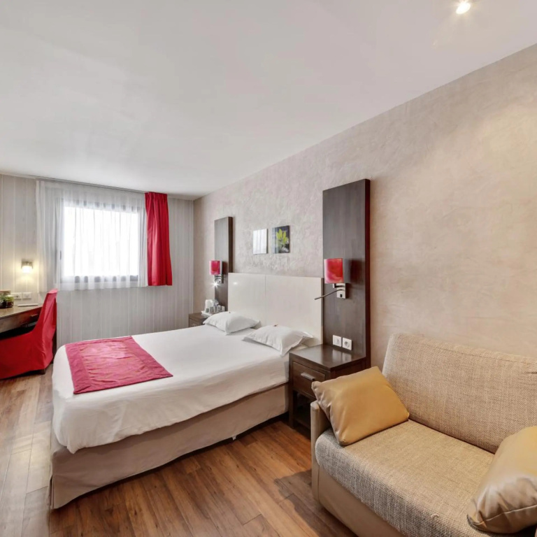 HOTEL RESTAURANT PARIS PACIFIC PARIS-VILLEJUIF- PRES DU METRO LHAY LES ROSES LIGNE 14 - Direct PARIS-AEROPORT ORLY ET INSTITUT GUSTAVE ROUSSY