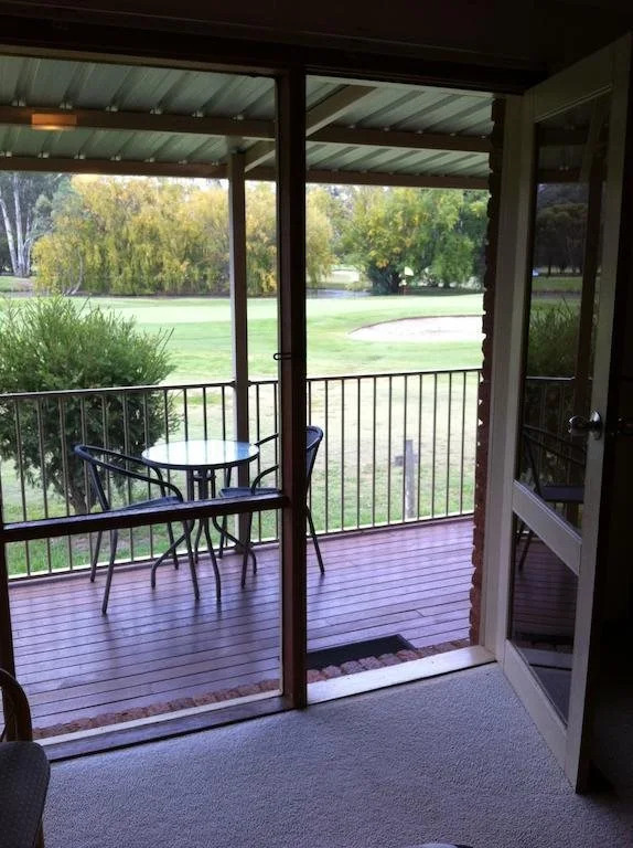 Tooleybuc Club Motor Inn