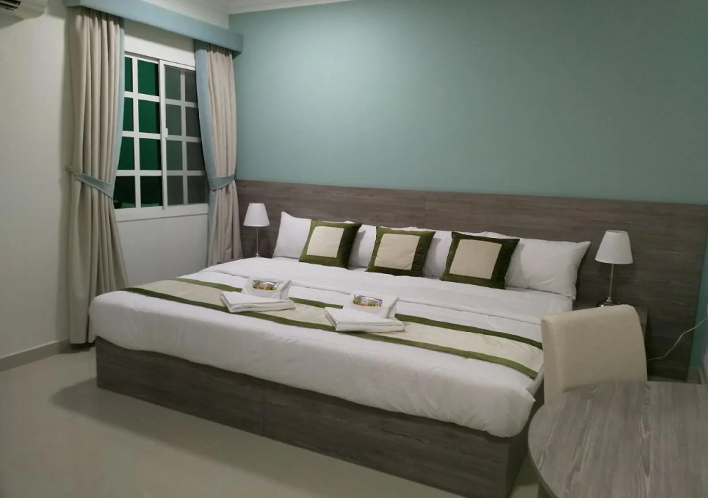 Sovereign Hotel - Marriage Certificate Required