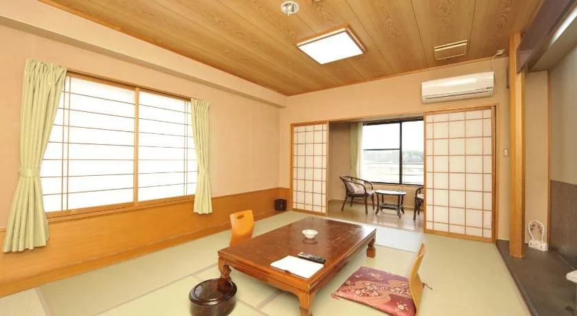 Kagoiwa Onsen Ryokan