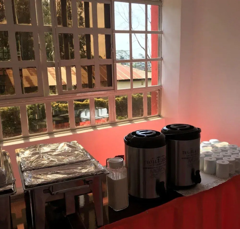 Eleon Inn Hotel