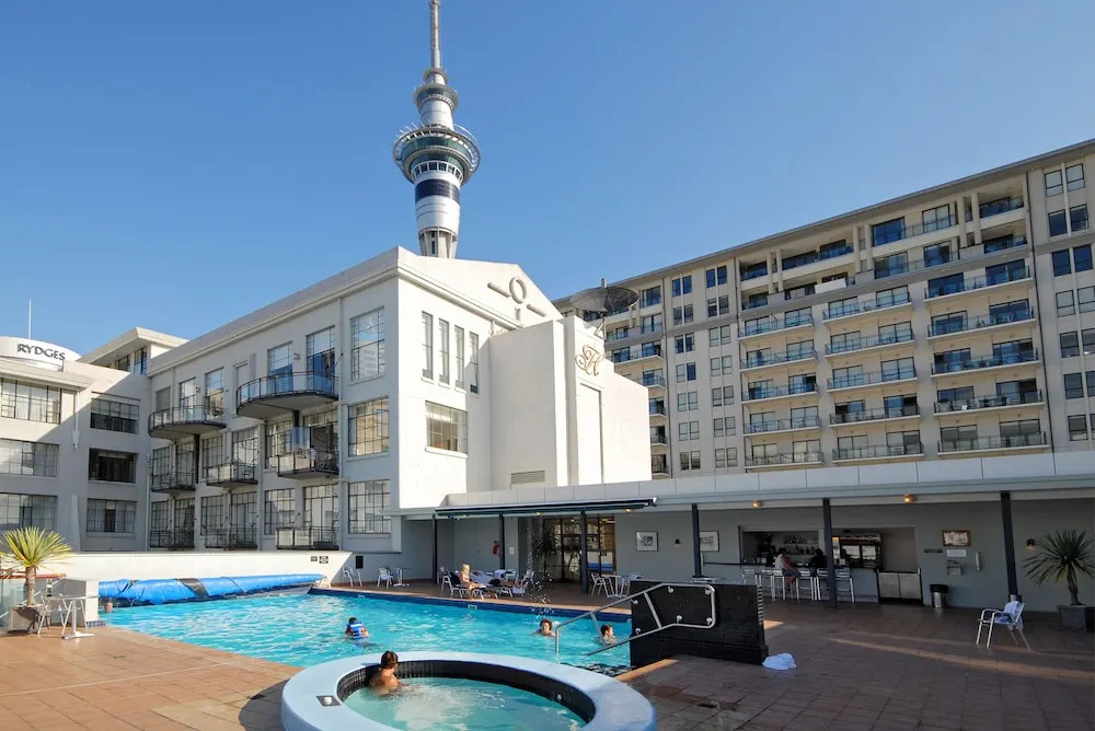 QV Glamour Apt with Carpark - 758