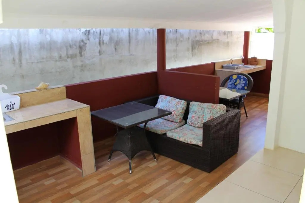 Farida Apartments