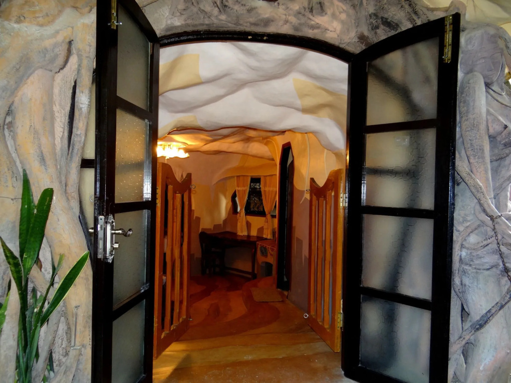 Crazy House