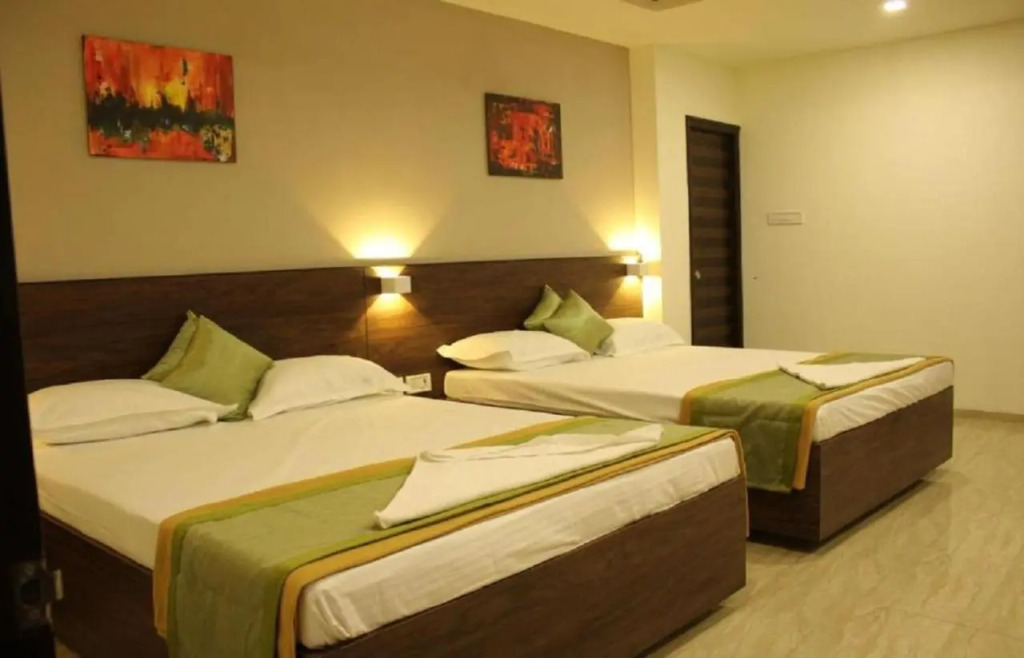 Hotel Grand Gaayatris