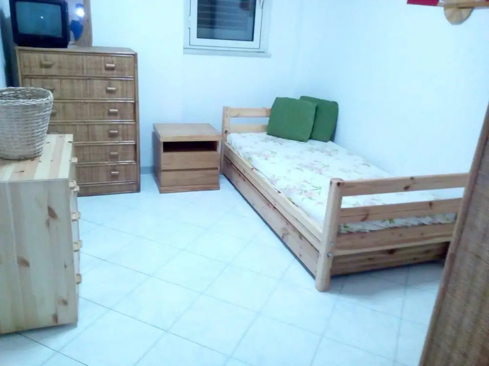 2 bedrooms appartement at Gaeta 300 m away from the beach with enclosed garden