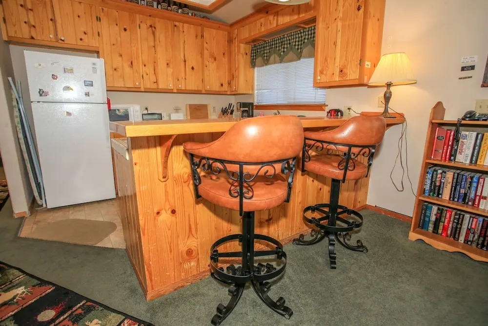 801 - Pine View Cottage by RedAwning