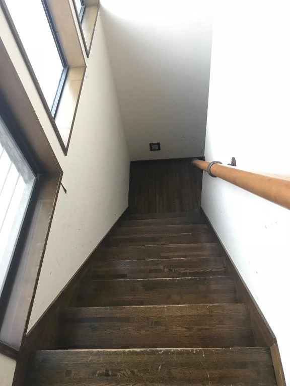 Waraku House