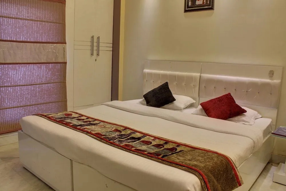 OYO 319 Rk Residency