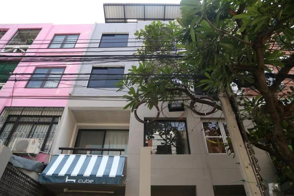 HCUBE bkk