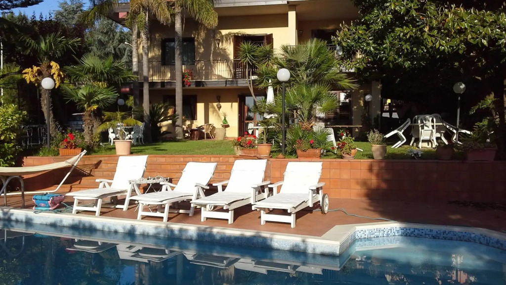 Villa Carmen on Etna