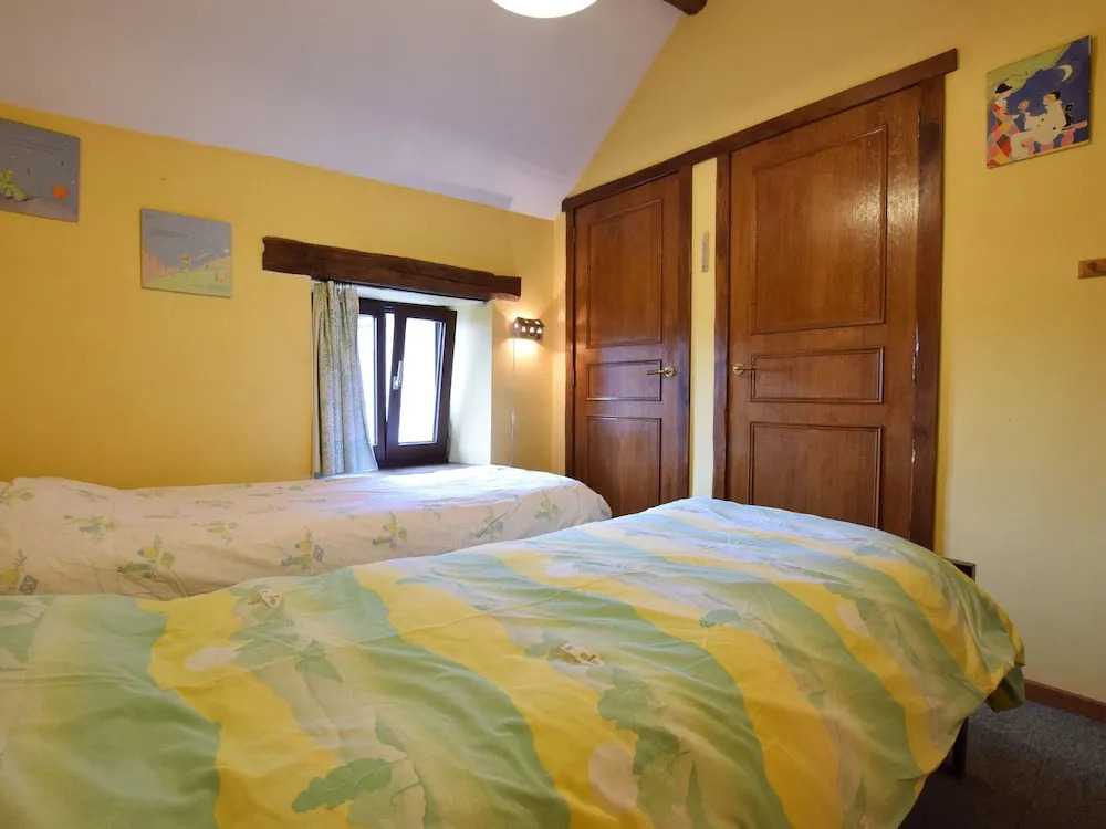 Rustic Holiday Home in Septon with Private Garden