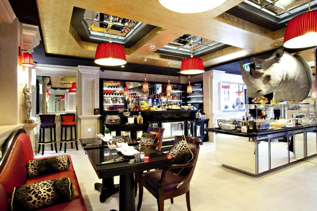 Maison Albar- Le Champs-Elysées