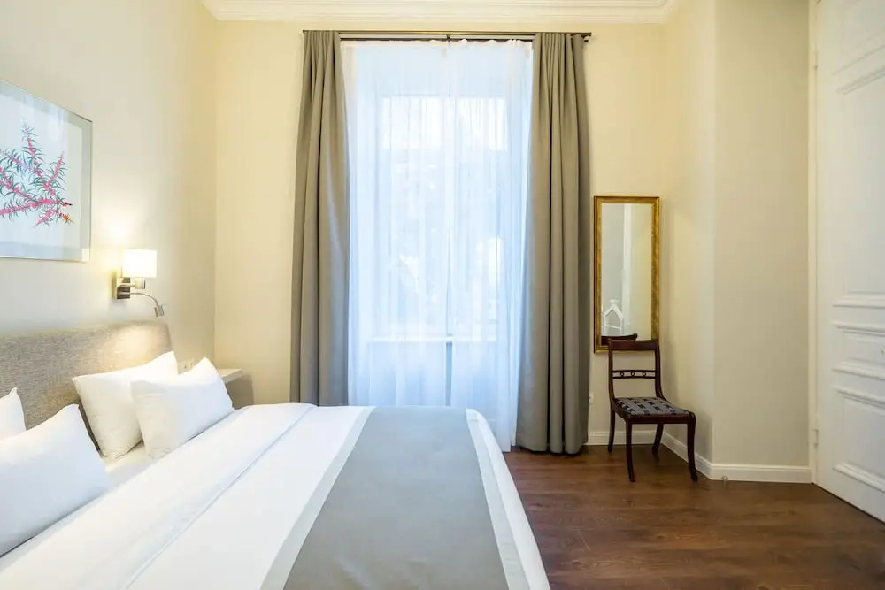 TIFLIS OPERA Aparthotel