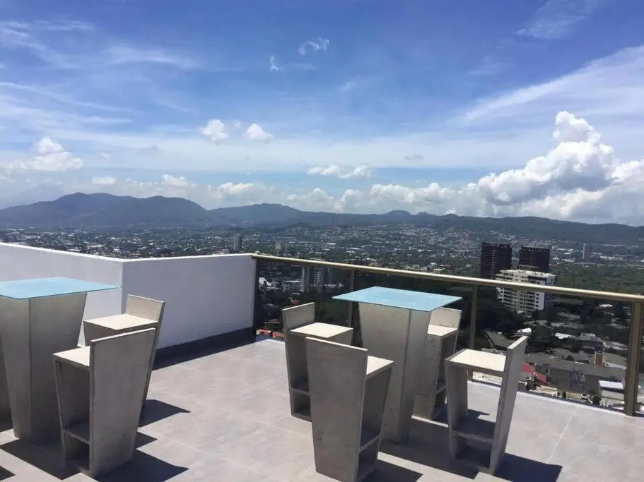 Apartamento moderno con vista a la ciudad